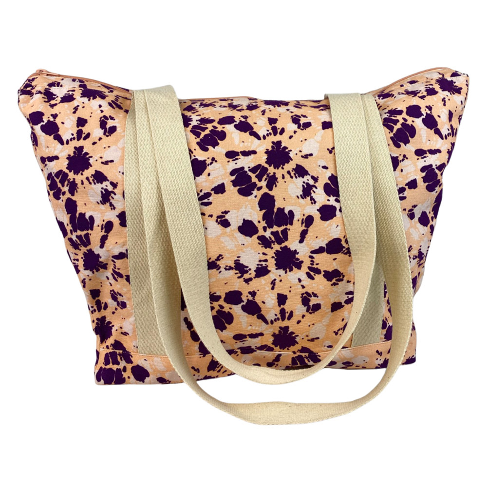 weekender-in-pink-tie-dye-collective-heart